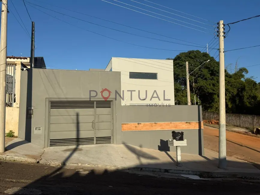 Foto 1 de Casa com 2 quartos à venda, 81m2 em Palmital, Marilia - SP