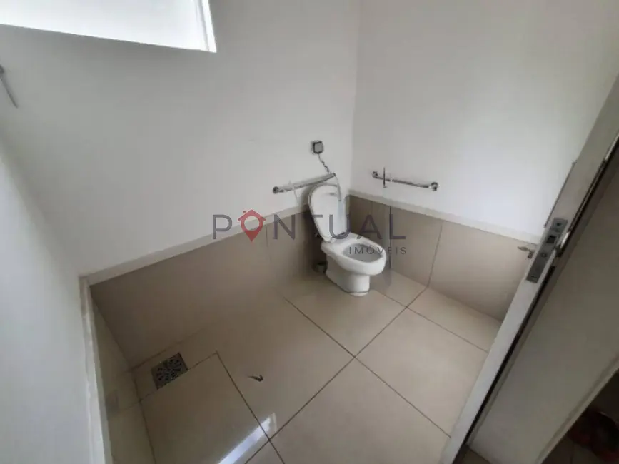 Sala Comercial para alugar, 300m2 em Centro, Marilia - SP - imagem 8 Foto 8 de Sala Comercial para alugar, 300m2 em Centro, Marilia - SP