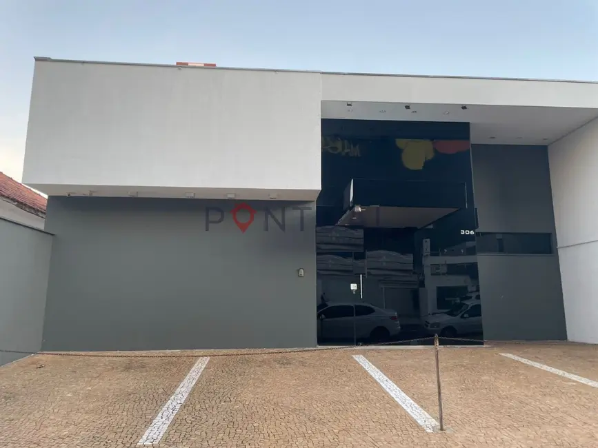 Sala Comercial para alugar, 300m2 em Centro, Marilia - SP - imagem 1 Foto 1 de Sala Comercial para alugar, 300m2 em Centro, Marilia - SP