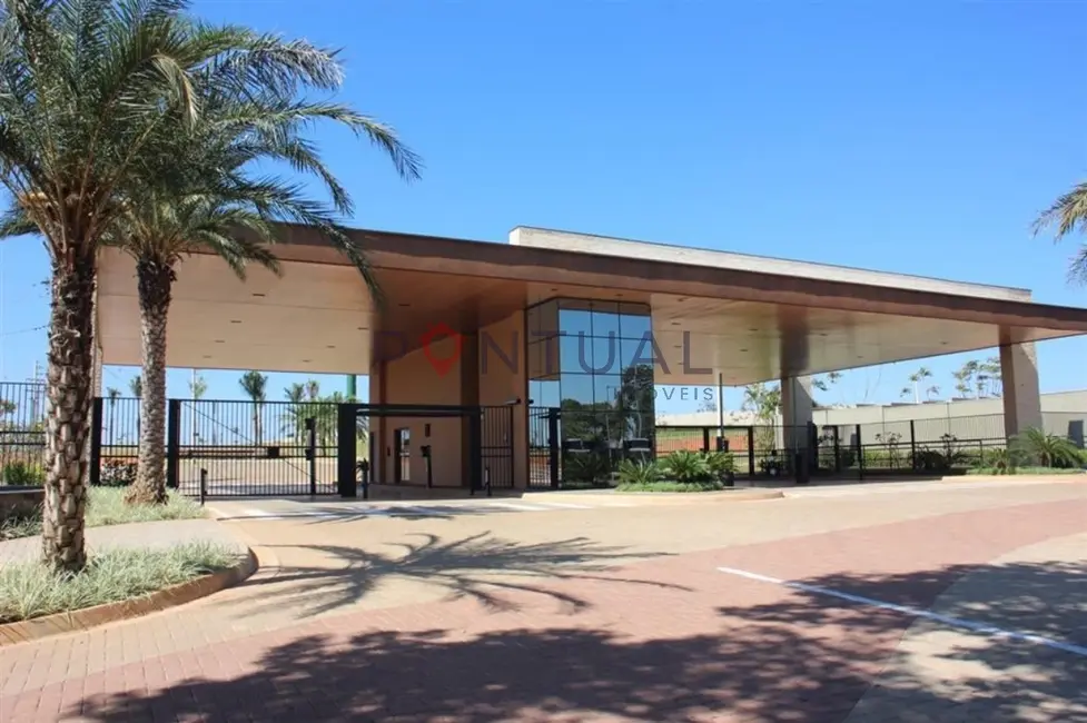 Foto 1 de Terreno / Lote à venda, 300m2 em Marilia - SP
