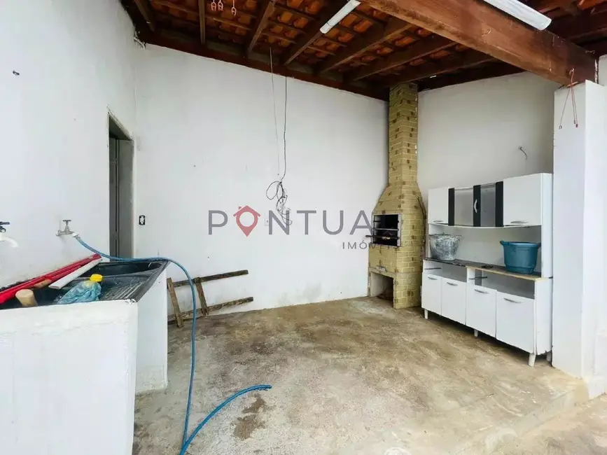 Foto 8 de Casa com 2 quartos para alugar, 120m2 em Conjunto Residencial Alcir Raineri, Marilia - SP