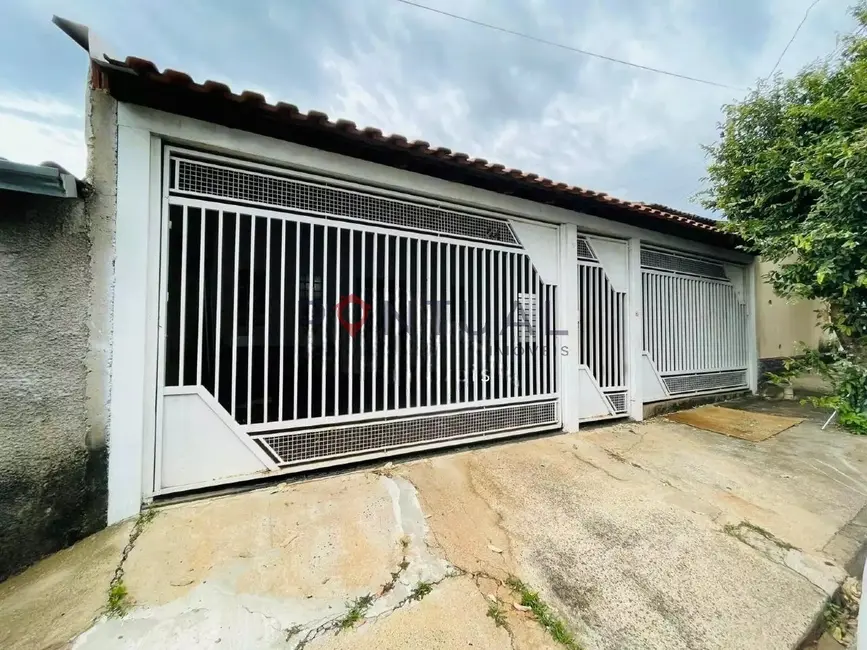 Foto 1 de Casa com 2 quartos para alugar, 120m2 em Conjunto Residencial Alcir Raineri, Marilia - SP