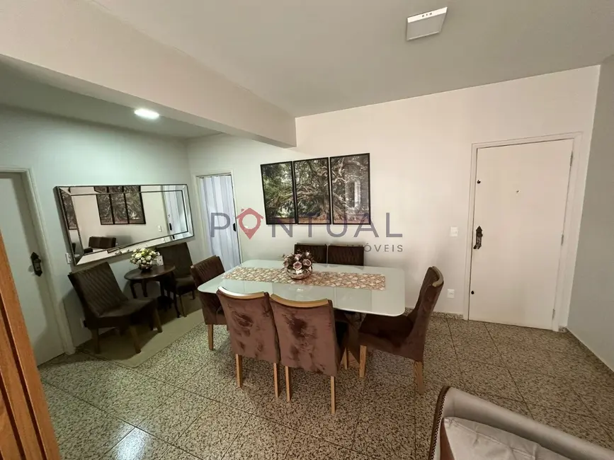 Apartamento com 3 quartos para alugar, 109m2 em Alto Cafezal, Marilia - SP - imagem 6 Foto 6 de Apartamento com 3 quartos para alugar, 109m2 em Alto Cafezal, Marilia - SP