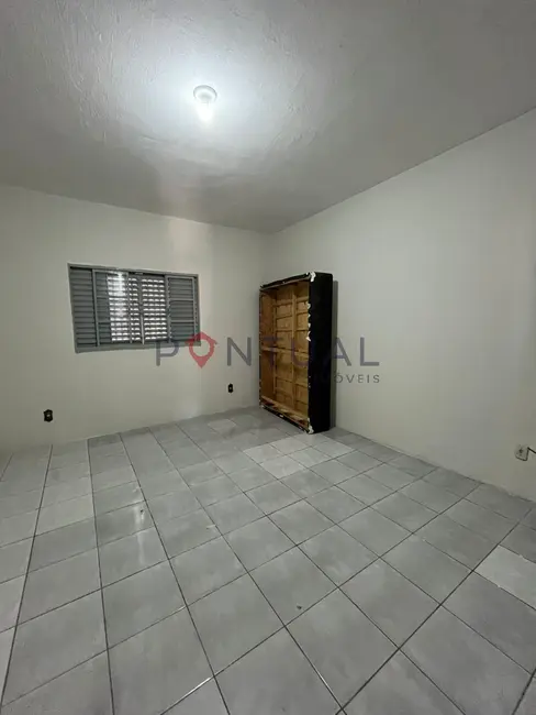 Casa com 3 quartos para alugar, 120m2 em Núcleo Habitacional Presidente Jânio da Silva Quadros, Marilia - SP - imagem 9 Foto 9 de Casa com 3 quartos para alugar, 120m2 em Núcleo Habitacional Presidente Jânio da Silva Quadros, Marilia - SP