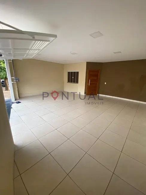 Foto 2 de Casa com 2 quartos para alugar, 107m2 em Betel, Marilia - SP