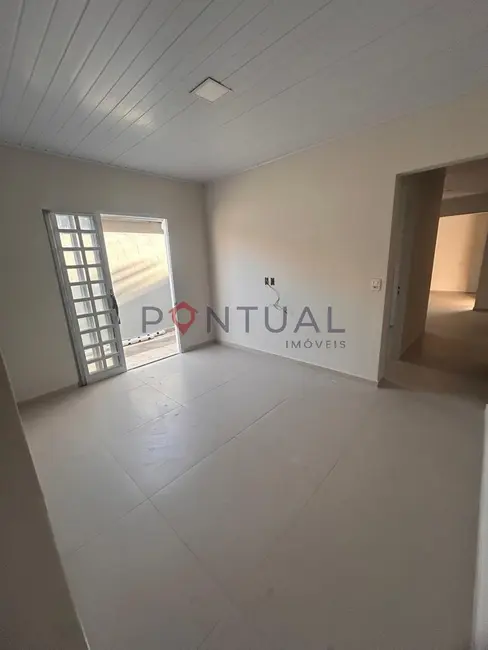 Foto 2 de Casa com 4 quartos à venda, 160m2 em Palmital, Marilia - SP