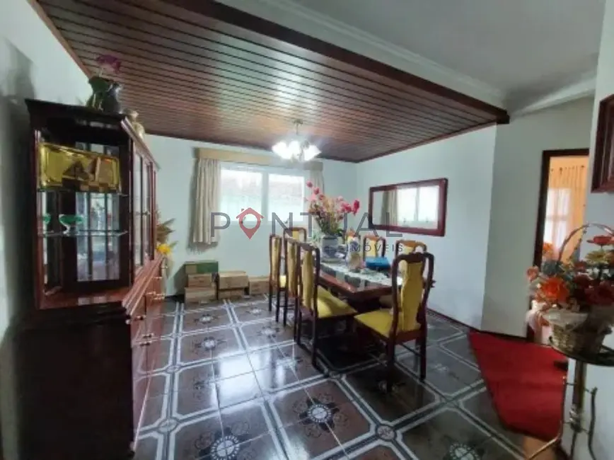 Foto 5 de Casa com 4 quartos à venda e para alugar, 345m2 em Jardim Itaipu, Marilia - SP