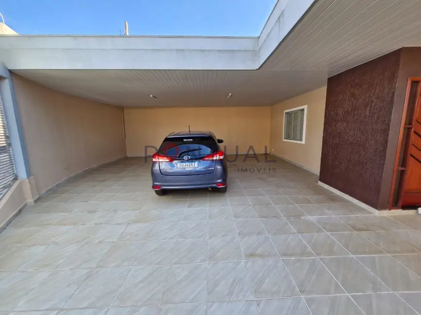 Foto 2 de Casa com 3 quartos à venda e para alugar, 160m2 em Jardim Marajá, Marilia - SP