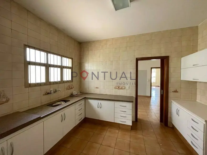 Foto 7 de Casa com 3 quartos para alugar, 551m2 em Montolar, Marilia - SP