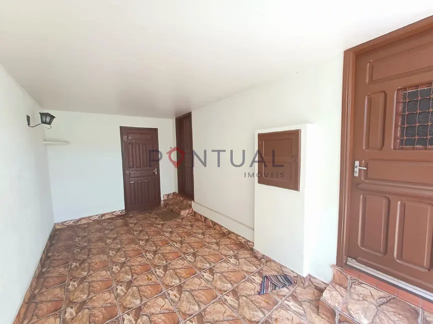 Foto 2 de Casa com 4 quartos para alugar, 190m2 em Marília, Marilia - SP