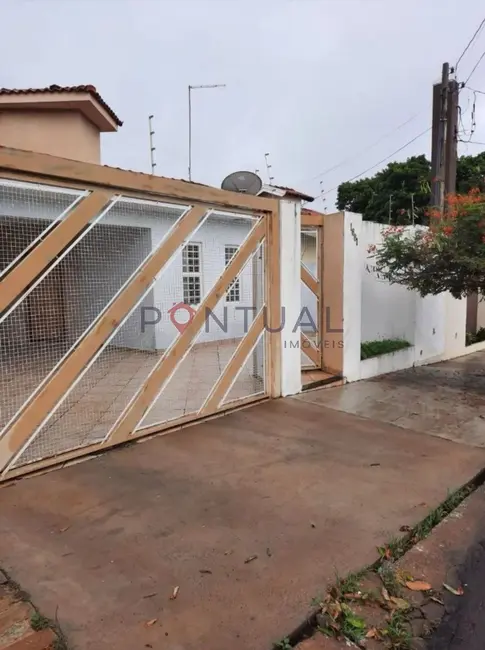 Foto 1 de Casa com 3 quartos à venda, 160m2 em Jardim Estoril, Marilia - SP
