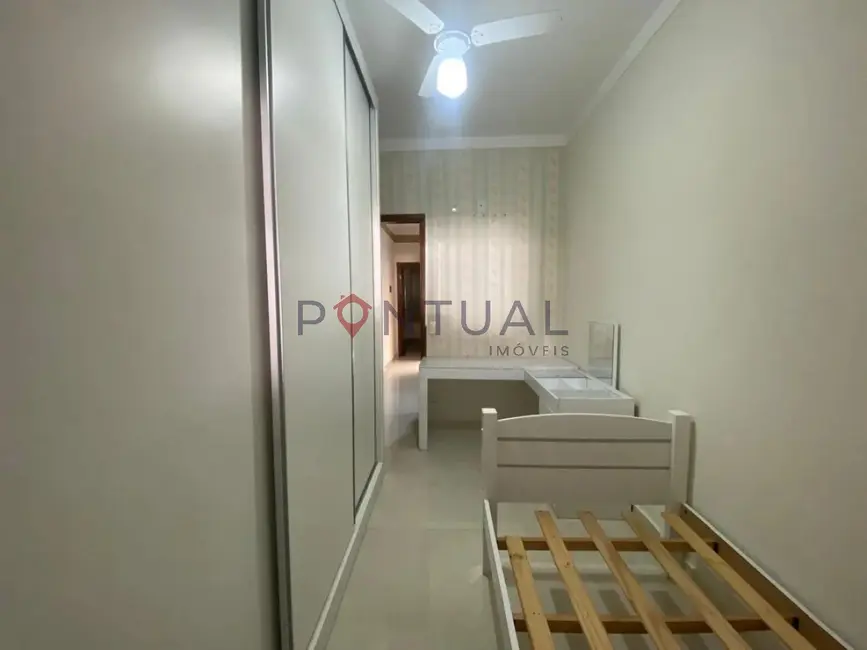 Foto 6 de Casa com 2 quartos para alugar, 90m2 em Jardim Fontanelli, Marilia - SP