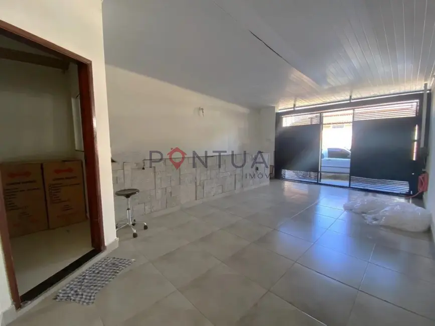 Foto 2 de Casa com 2 quartos para alugar, 90m2 em Jardim Fontanelli, Marilia - SP