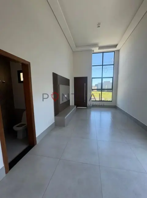 Foto 3 de Casa de Condomínio com 3 quartos à venda, 200m2 em Jardim São Domingos, Marilia - SP
