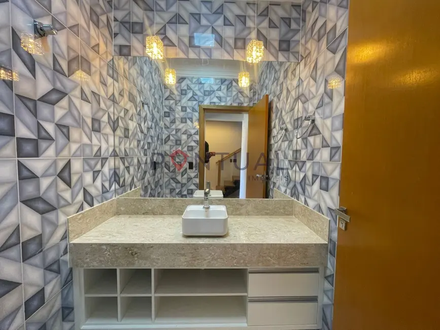 Foto 3 de Casa de Condomínio com 3 quartos para alugar, 233m2 em Residencial Vale Verde, Marilia - SP