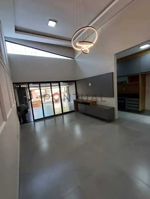 Foto 1 de Casa com 3 quartos à venda, 135m2 em Jardim Aquárius, Marilia - SP