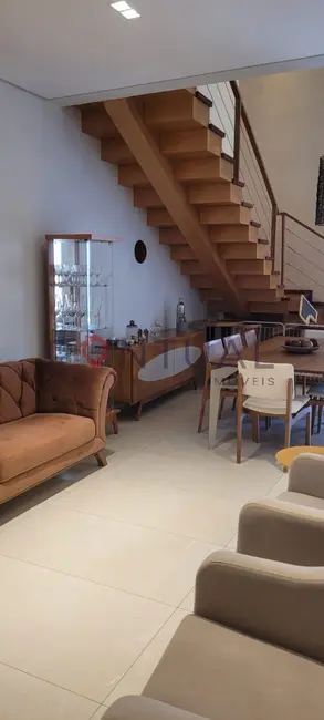 Foto 3 de Casa de Condomínio com 3 quartos à venda, 192m2 em Residencial Vale Verde, Marilia - SP