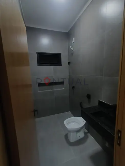 Foto 9 de Casa com 2 quartos à venda, 145m2 em Marilia - SP