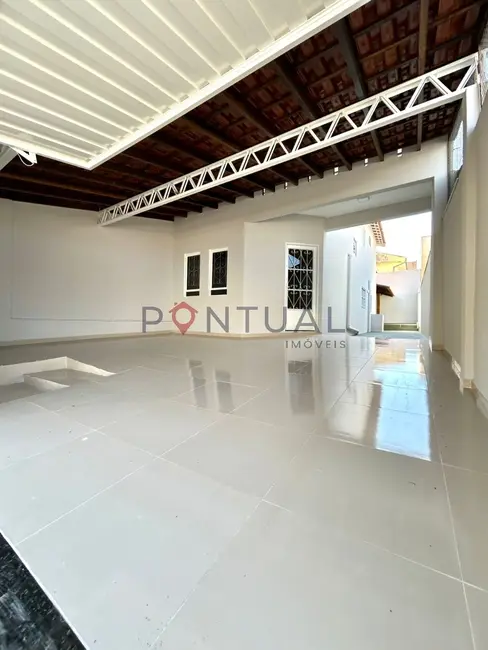 Foto 2 de Casa com 3 quartos à venda, 117m2 em Jardim Portal do Sol, Marilia - SP