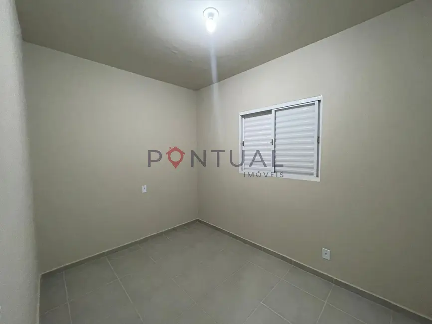 Casa com 2 quartos para alugar, 102m2 em Marilia - SP - imagem 6 Foto 6 de Casa com 2 quartos para alugar, 102m2 em Marilia - SP