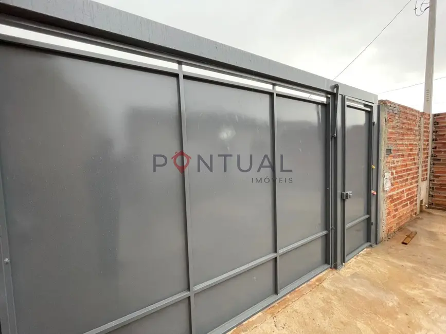 Casa com 2 quartos para alugar, 102m2 em Marilia - SP - imagem 2 Foto 2 de Casa com 2 quartos para alugar, 102m2 em Marilia - SP