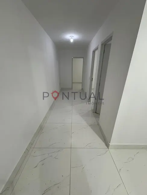 Foto 2 de Apartamento com 2 quartos para alugar, 45m2 em Sítios de Recreio Céu Azul, Marilia - SP