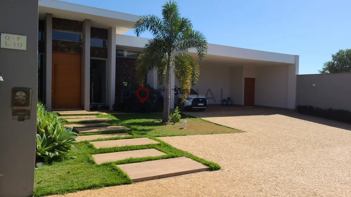 Foto 3 de Casa de Condomínio com 3 quartos para alugar, 449m2 em Parque dos Sabiás II (Padre Nóbrega), Marilia - SP