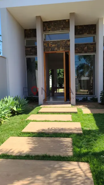 Foto 6 de Casa de Condomínio com 3 quartos para alugar, 449m2 em Parque dos Sabiás II (Padre Nóbrega), Marilia - SP