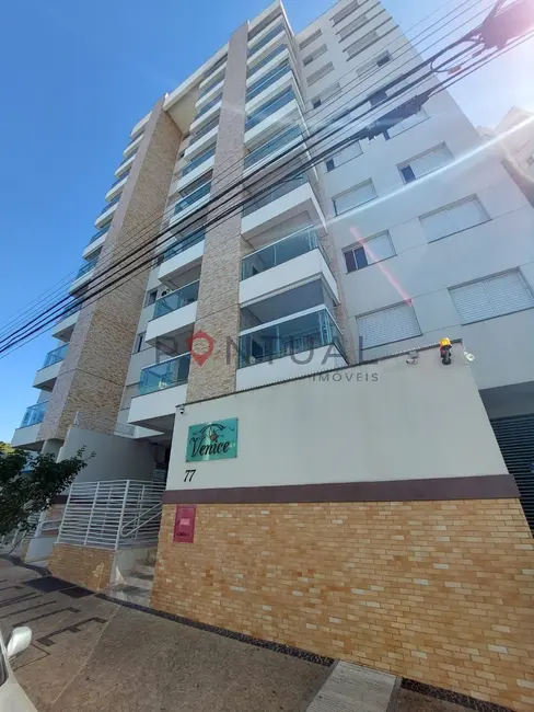Foto 1 de Apartamento com 2 quartos para alugar, 63m2 em Palmital, Marilia - SP