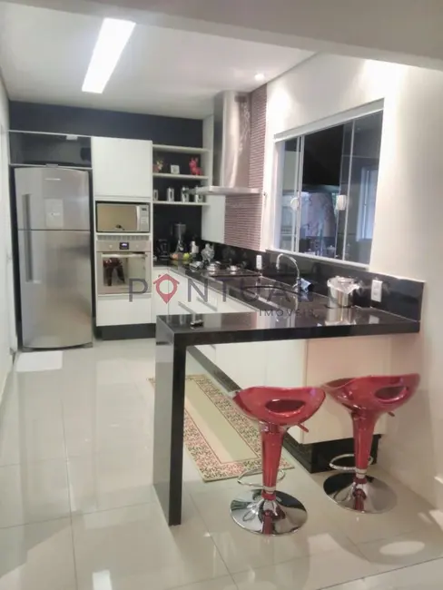 Foto 3 de Casa de Condomínio com 2 quartos à venda, 135m2 em Jardim Nazareth, Marilia - SP
