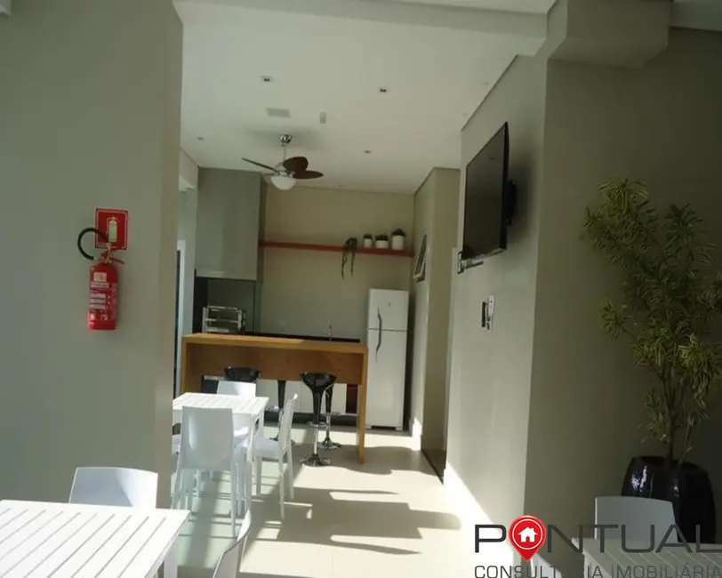 Foto 3 de Apartamento com 2 quartos à venda, 65m2 em Marilia - SP