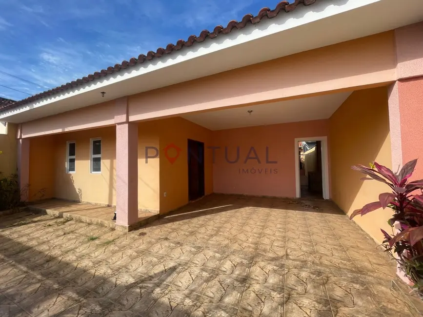 Casa com 4 quartos para alugar, 115m2 em Jardim Esplanada, Marilia - SP - imagem 1 Foto 1 de Casa com 4 quartos para alugar, 115m2 em Jardim Esplanada, Marilia - SP