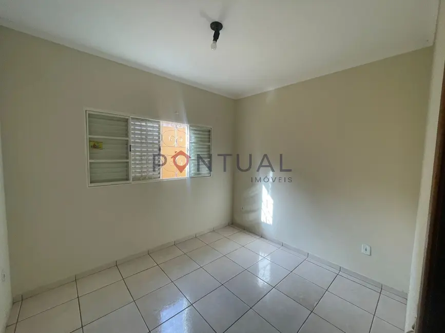 Casa com 4 quartos para alugar, 115m2 em Jardim Esplanada, Marilia - SP - imagem 4 Foto 4 de Casa com 4 quartos para alugar, 115m2 em Jardim Esplanada, Marilia - SP