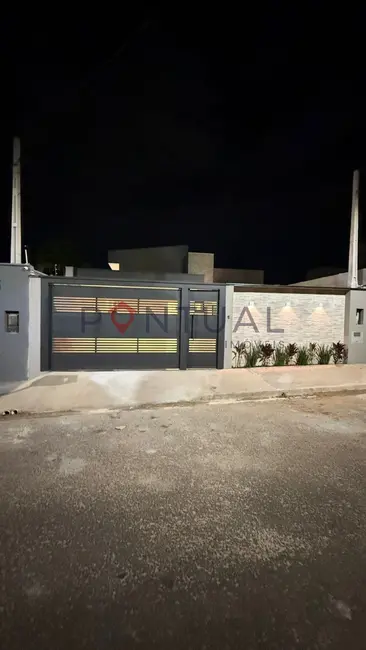 Foto 1 de Casa com 3 quartos à venda, 142m2 em Sérgio Roim (Padre Nóbrega), Marilia - SP