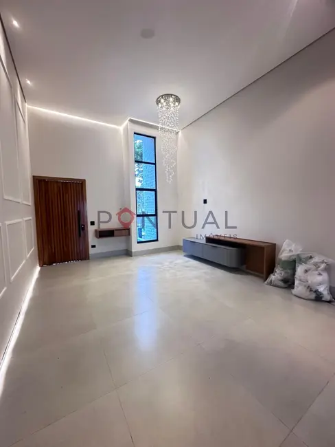 Foto 3 de Casa de Condomínio com 3 quartos à venda, 155m2 em Loteamento Residencial e Comercial Fazenda São Sebastião, Marilia - SP