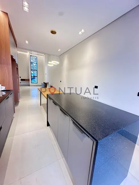 Foto 6 de Casa de Condomínio com 3 quartos à venda, 155m2 em Loteamento Residencial e Comercial Fazenda São Sebastião, Marilia - SP