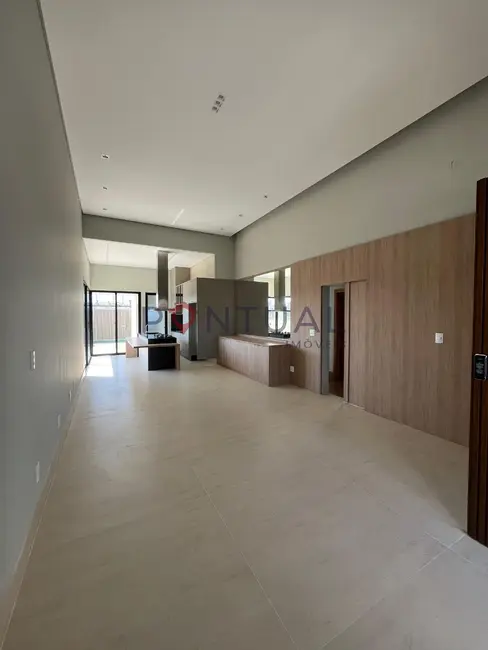 Foto 3 de Casa de Condomínio com 3 quartos à venda, 155m2 em Jardim Tropical, Marilia - SP