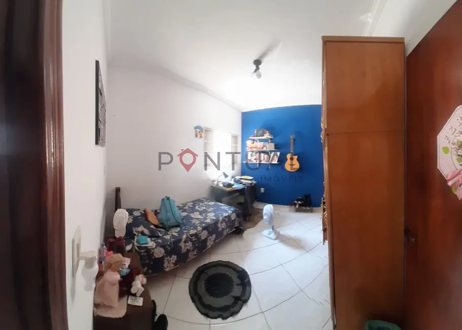 Foto 9 de Casa com 3 quartos à venda, 203m2 em Jardim Planalto, Marilia - SP