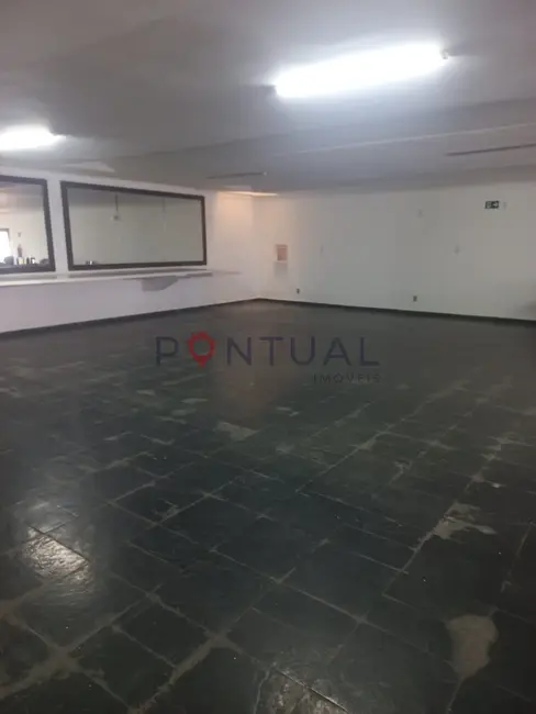Foto 5 de Loja à venda e para alugar, 2681m2 em Jardim São Francisco, Marilia - SP