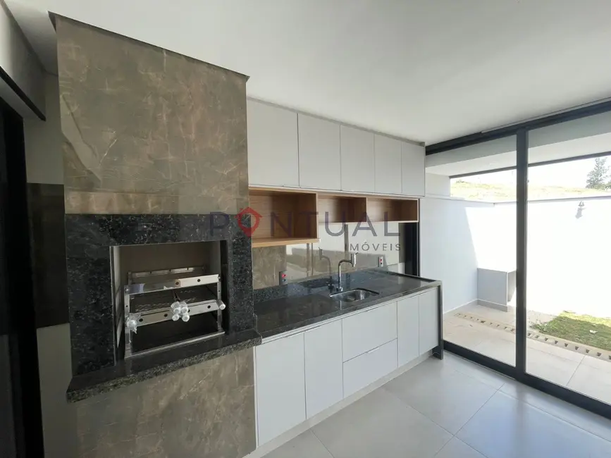 Foto 3 de Casa de Condomínio com 3 quartos à venda, 153m2 em Loteamento Residencial e Comercial Fazenda São Sebastião, Marilia - SP