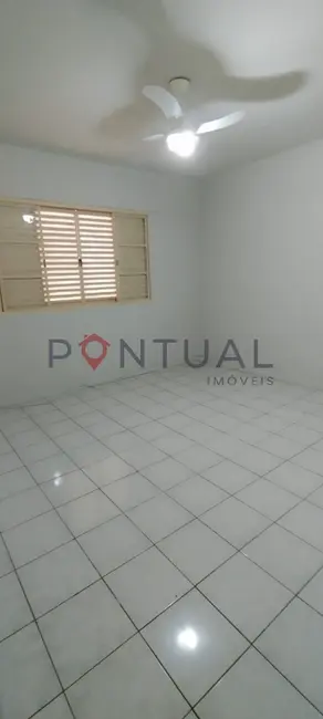 Apartamento com 2 quartos para alugar, 82m2 em Jardim Parati, Marilia - SP - imagem 4 Foto 4 de Apartamento com 2 quartos para alugar, 82m2 em Jardim Parati, Marilia - SP