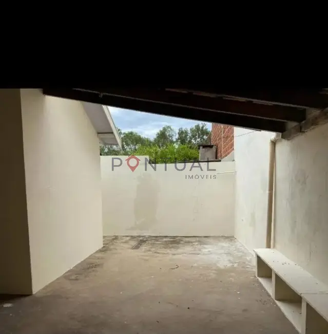 Foto 9 de Casa com 2 quartos para alugar, 90m2 em Núcleo Habitacional José Teruel Martinez, Marilia - SP