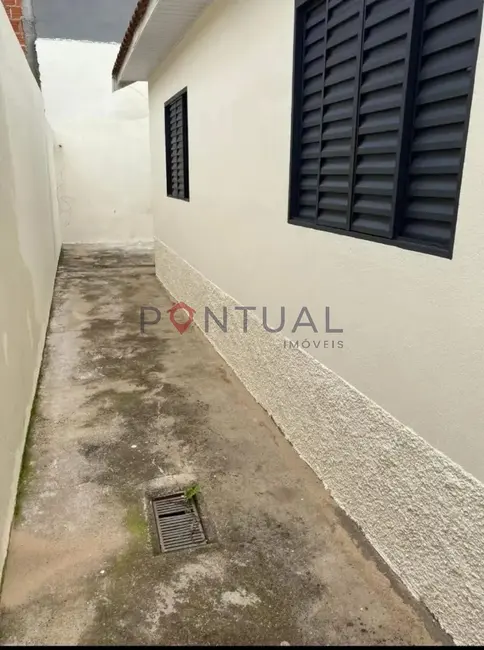 Foto 8 de Casa com 2 quartos para alugar, 90m2 em Núcleo Habitacional José Teruel Martinez, Marilia - SP