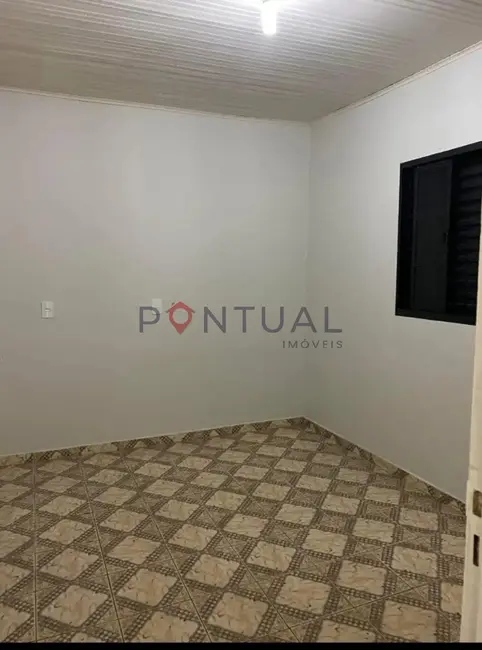 Foto 6 de Casa com 2 quartos para alugar, 90m2 em Núcleo Habitacional José Teruel Martinez, Marilia - SP