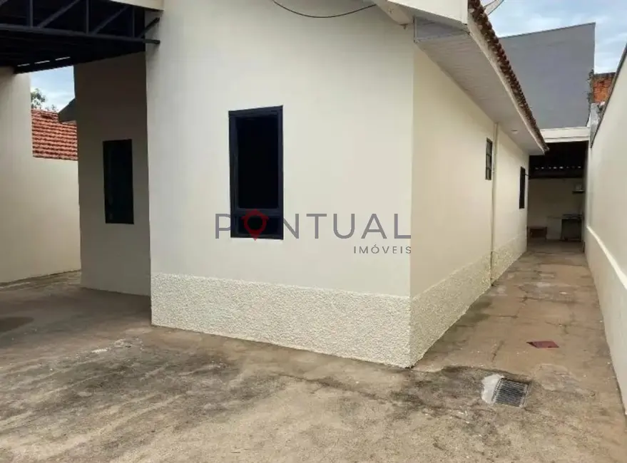 Foto 3 de Casa com 2 quartos para alugar, 90m2 em Núcleo Habitacional José Teruel Martinez, Marilia - SP