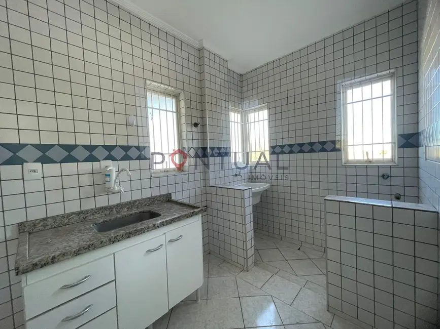 Foto 8 de Apartamento com 2 quartos para alugar, 50m2 em Jardim Araxá, Marilia - SP