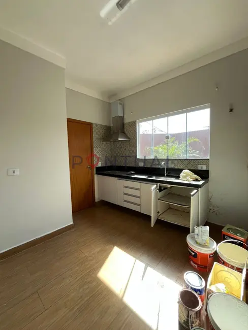 Foto 5 de Casa com 3 quartos para alugar, 110m2 em Jardim Esplanada, Marilia - SP