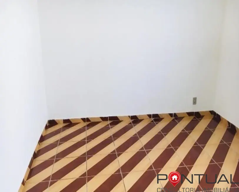 Foto 7 de Casa com 3 quartos à venda, 200m2 em Senador Salgado Filho, Marilia - SP