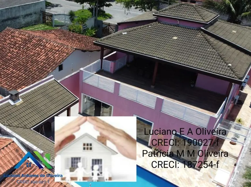 Foto 8 de Casa com 5 quartos à venda, 390m2 em Jardim Britânia, Caraguatatuba - SP