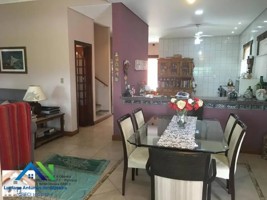 Foto 7 de Sobrado com 3 quartos à venda, 350m2 em Pontal de Santa Marina, Caraguatatuba - SP
